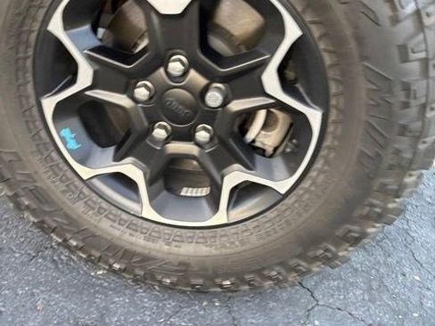Used 2022 Jeep Wrangler Unlimited Rubicon 4xe w/ Cold Weather Group AWD/4WD image 7