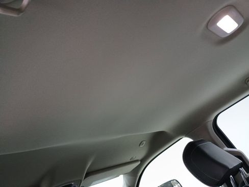 Used 2022 RAM 1500 Laramie AWD/4WD image 23