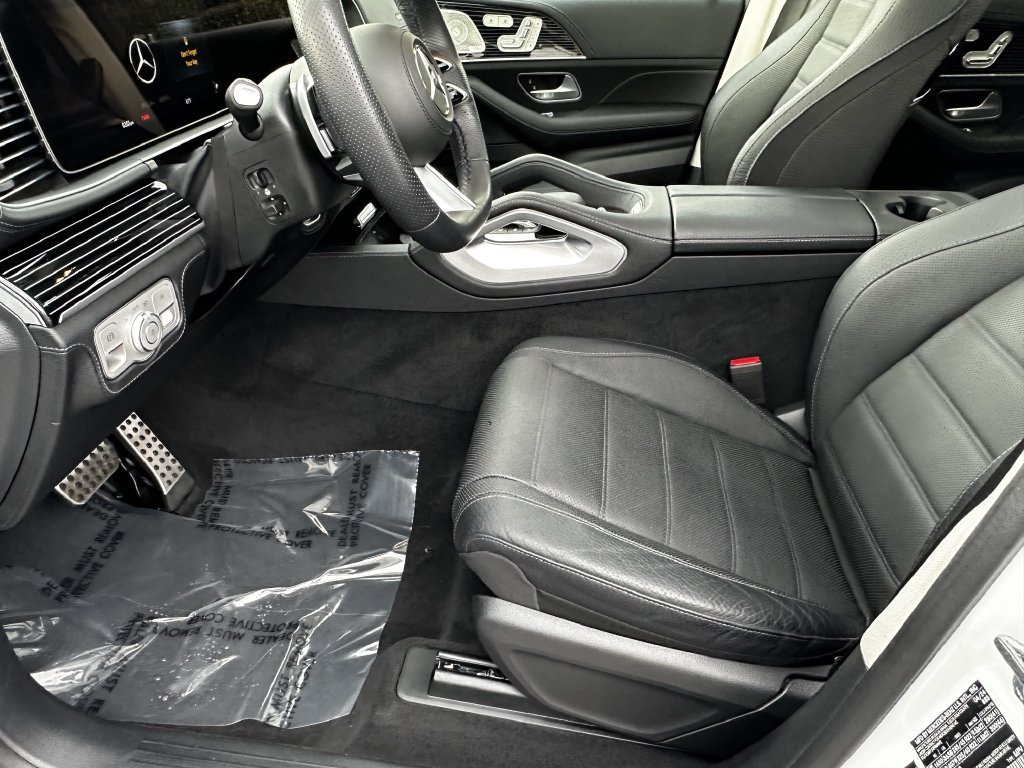 Certified 2024 Mercedes-Benz GLS 580 4MATIC w/ Warmth & Comfort Package image 10