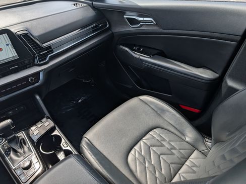 Certified 2023 Kia Sportage X-Line AWD/4WD image 11