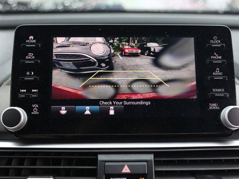 Used 2018 Honda Accord Sport image 35