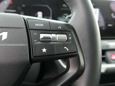 Certified 2025 Kia K4 EX image 15