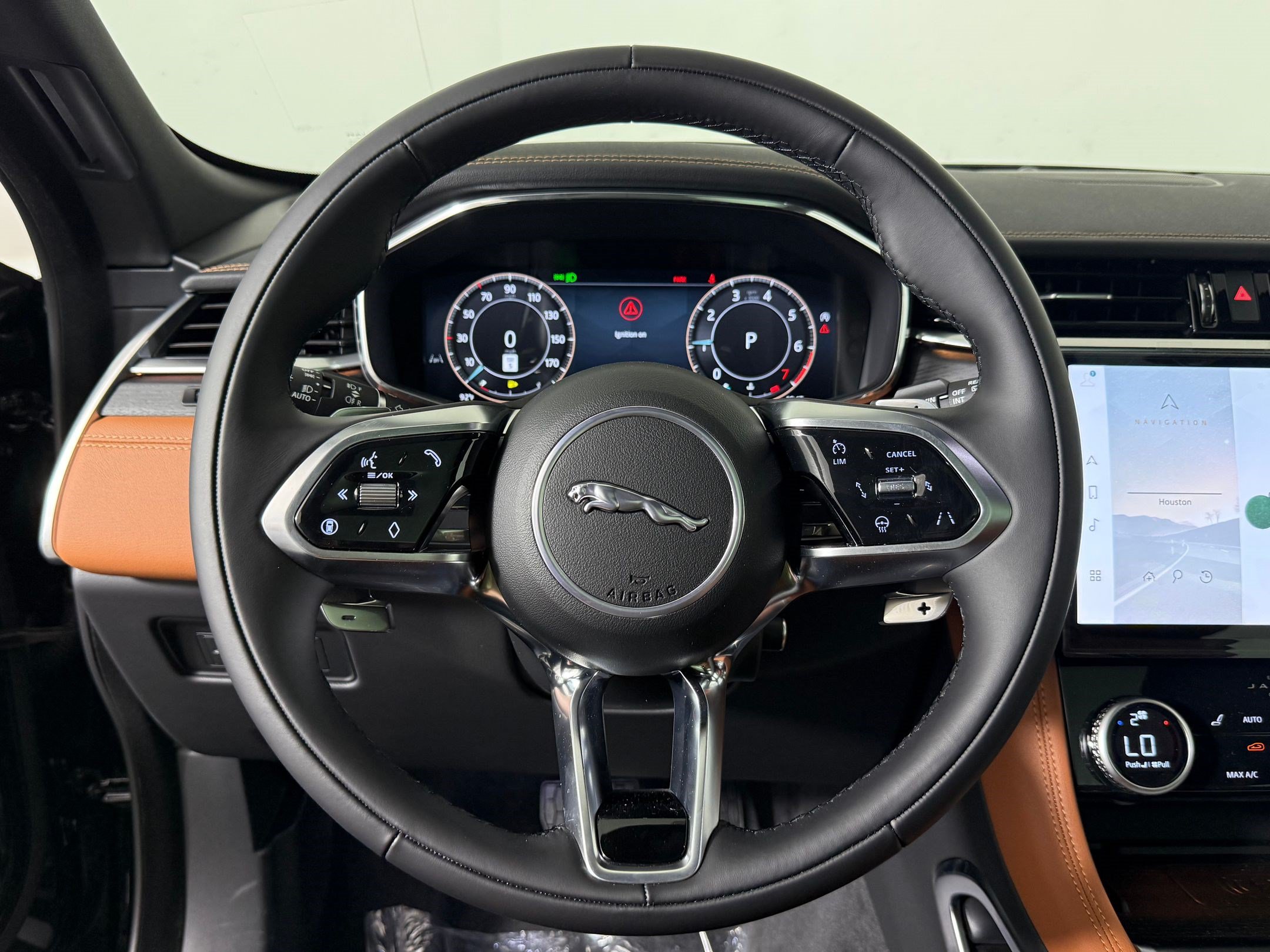 New 2026 Jaguar F-PACE R-Dynamic S AWD/4WD image 11