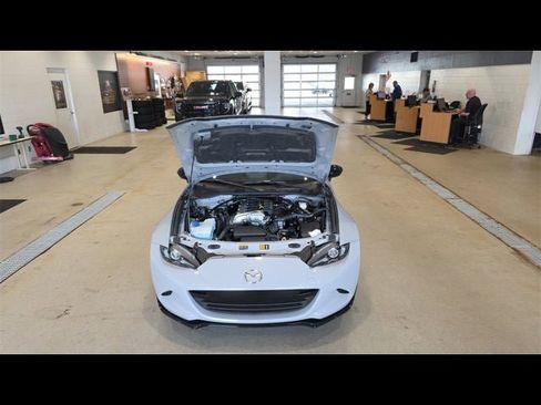New 2025 MAZDA MX-5 Miata Club image 48