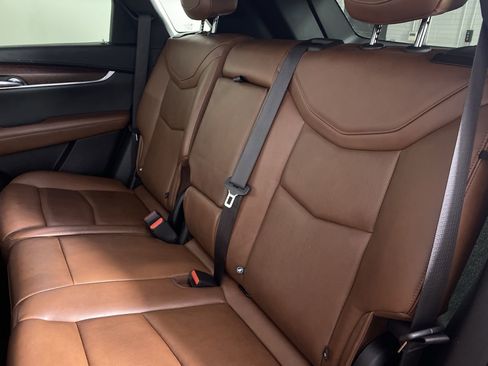 Certified 2022 Cadillac XT5 Premium Luxury image 14