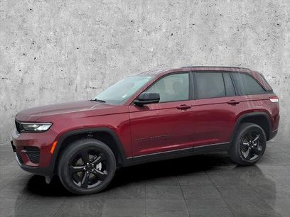 Used 2023 Jeep Grand Cherokee Altitude