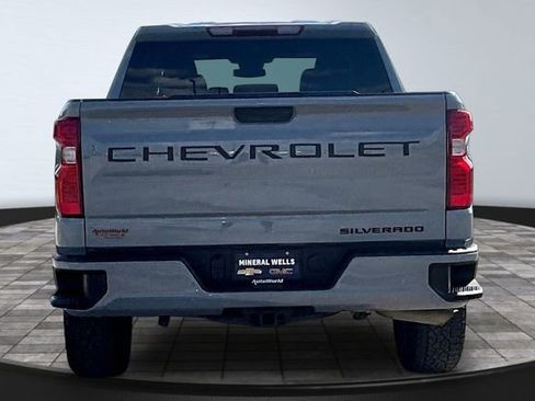 Used 2024 Chevrolet Silverado 1500 Custom w/ Turbomax Blackout Package RWD image 6