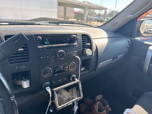 Used 2009 Chevrolet Silverado 1500 LT w/ Power Pack Plus image 12