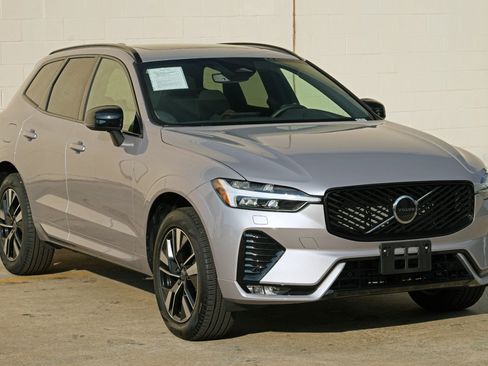 Used 2026 Volvo XC60 B5 Core w/ Climate Package AWD/4WD image 56