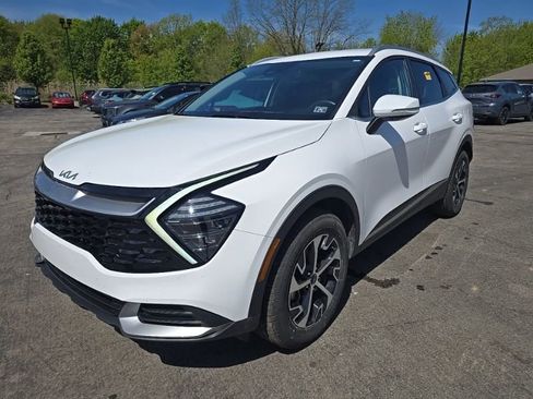 Certified 2024 Kia Sportage EX AWD/4WD image 3