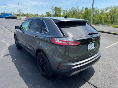 Used 2023 Ford Edge SEL image 5