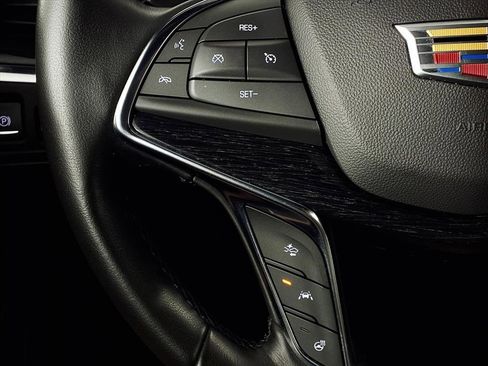 Used 2021 Cadillac XT5 Premium Luxury image 19