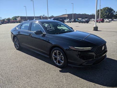 Used 2024 Honda Accord EX image 1