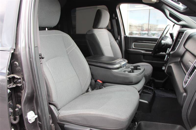 Used 2020 RAM 2500 Big Horn w/ Level 2 Equipment Group AWD/4WD image 11