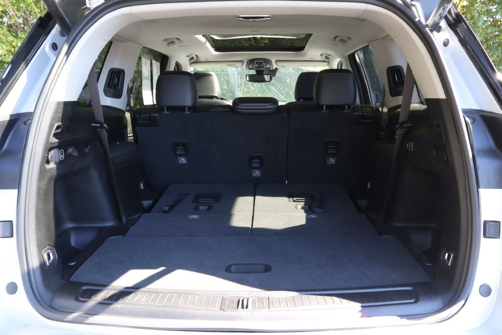 Used 2023 Jeep Grand Cherokee L Limited AWD/4WD image 47