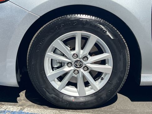 Used 2025 Toyota Camry LE FWD image 25
