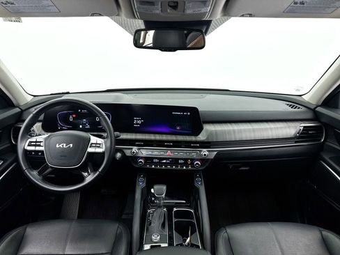 Used 2024 Kia Telluride EX w/ EX Captain's Chair Package image 21