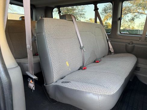 Used 2025 GMC Savana 3500 LT w/ LT Preferred Equipment Group image 14