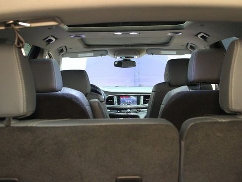 Used 2021 Buick Enclave Essence w/ Sun And Navigation Package image 15