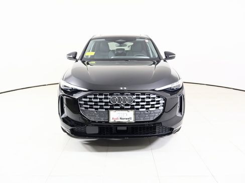 New 2025 Audi Q5 Prestige image 9