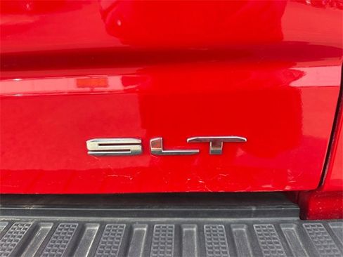Used 2019 GMC Sierra 1500 SLT image 15