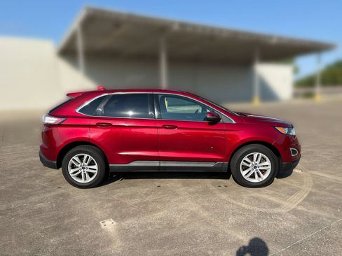 Used 2018 Ford Edge SEL w/ Equipment Group 201A AWD/4WD image 14