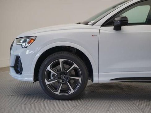New 2025 Audi Q3 2.0T Premium Plus image 2
