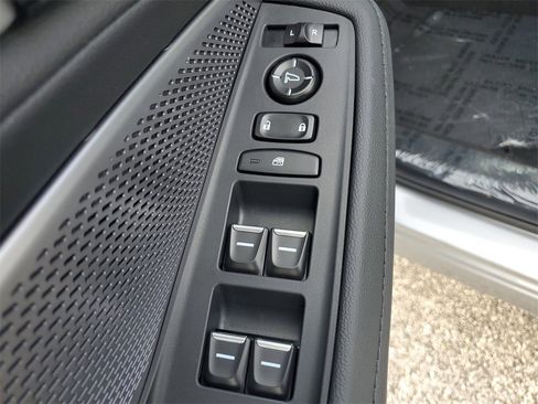 New 2026 Acura MDX FWD image 21