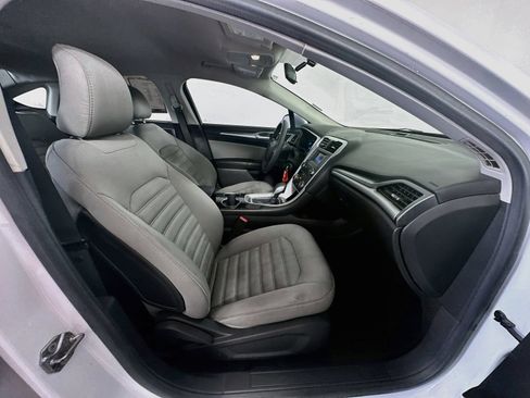 Used 2015 Ford Fusion S FWD image 25