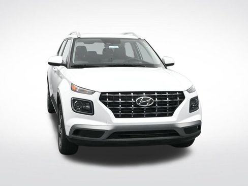 New 2026 Hyundai Venue SEL FWD image 9