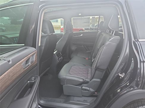 New 2026 Volkswagen Atlas SEL Premium R-Line image 23