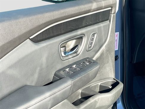 Used 2023 Honda Pilot Elite image 18