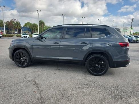 New 2026 Volkswagen Atlas SE image 7