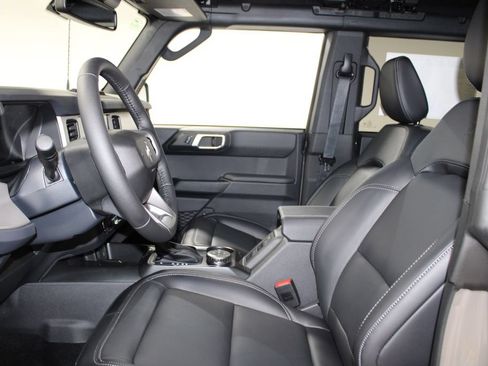 New 2026 Ford Bronco Outer Banks w/ Sasquatch Package AWD/4WD image 22