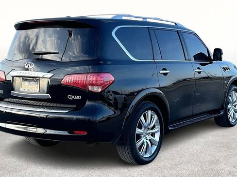Used 2014 INFINITI QX80 4WD w/ Theater Package image 2