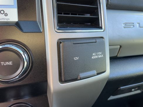 Used 2019 Ford F250 Lariat image 29