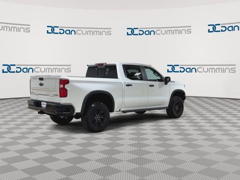 New 2026 Chevrolet Silverado 1500 ZR2 image 8