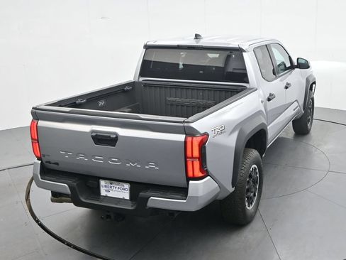Used 2024 Toyota Tacoma TRD Off-Road AWD/4WD image 28