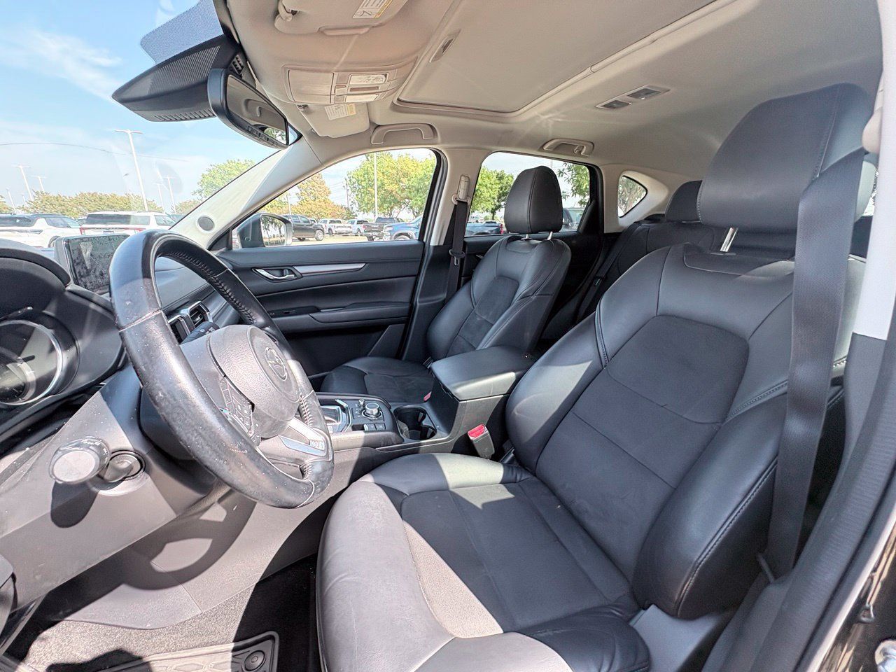 Used 2017 MAZDA CX-5 Touring w/ Preferred Equipment Package AWD/4WD image 6