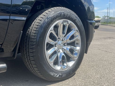 Used 2023 RAM 1500 Laramie AWD/4WD image 25