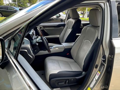 Used 2017 Lexus RX 350 FWD w/ Premium Package image 8