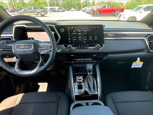 New 2025 GMC Canyon Elevation w/ Convenience Package image 5