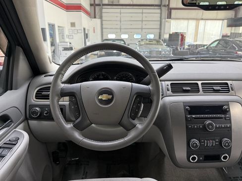 Used 2007 Chevrolet Tahoe LS RWD image 21