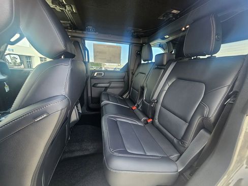 New 2026 Ford Bronco Outer Banks AWD/4WD image 12