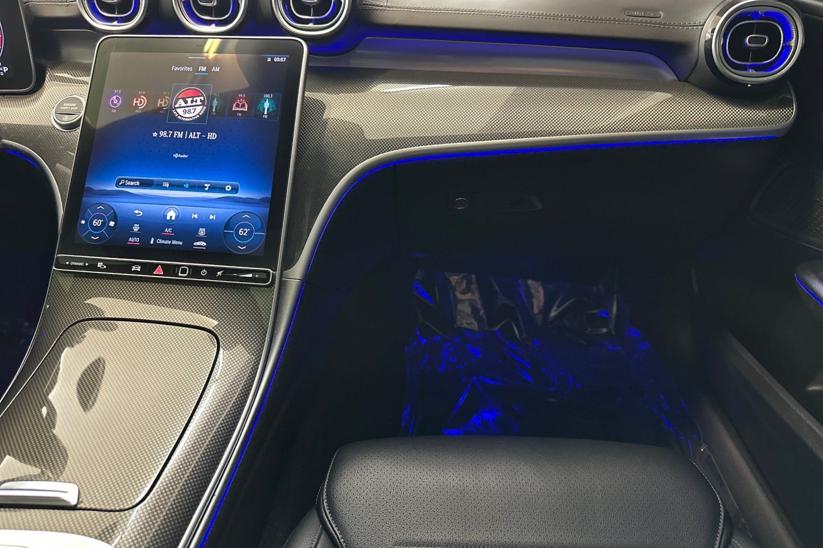Used 2022 Mercedes-Benz C 300 Sedan image 31