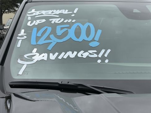 New 2026 GMC Sierra 1500 SLT w/ SLT Premium Plus Package image 2