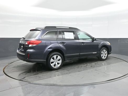 Used 2011 Subaru Outback 2.5i Premium image 7