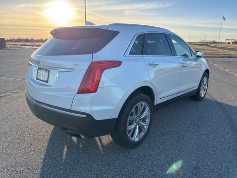 Used 2018 Cadillac XT5 Luxury w/ Driver Awareness Package image 5