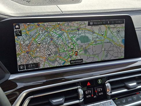 Used 2023 BMW X6 xDrive40i w/ Executive Package image 17