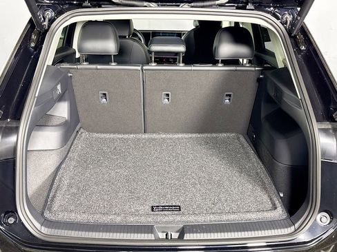 New 2026 Volkswagen Tiguan SE AWD/4WD image 20